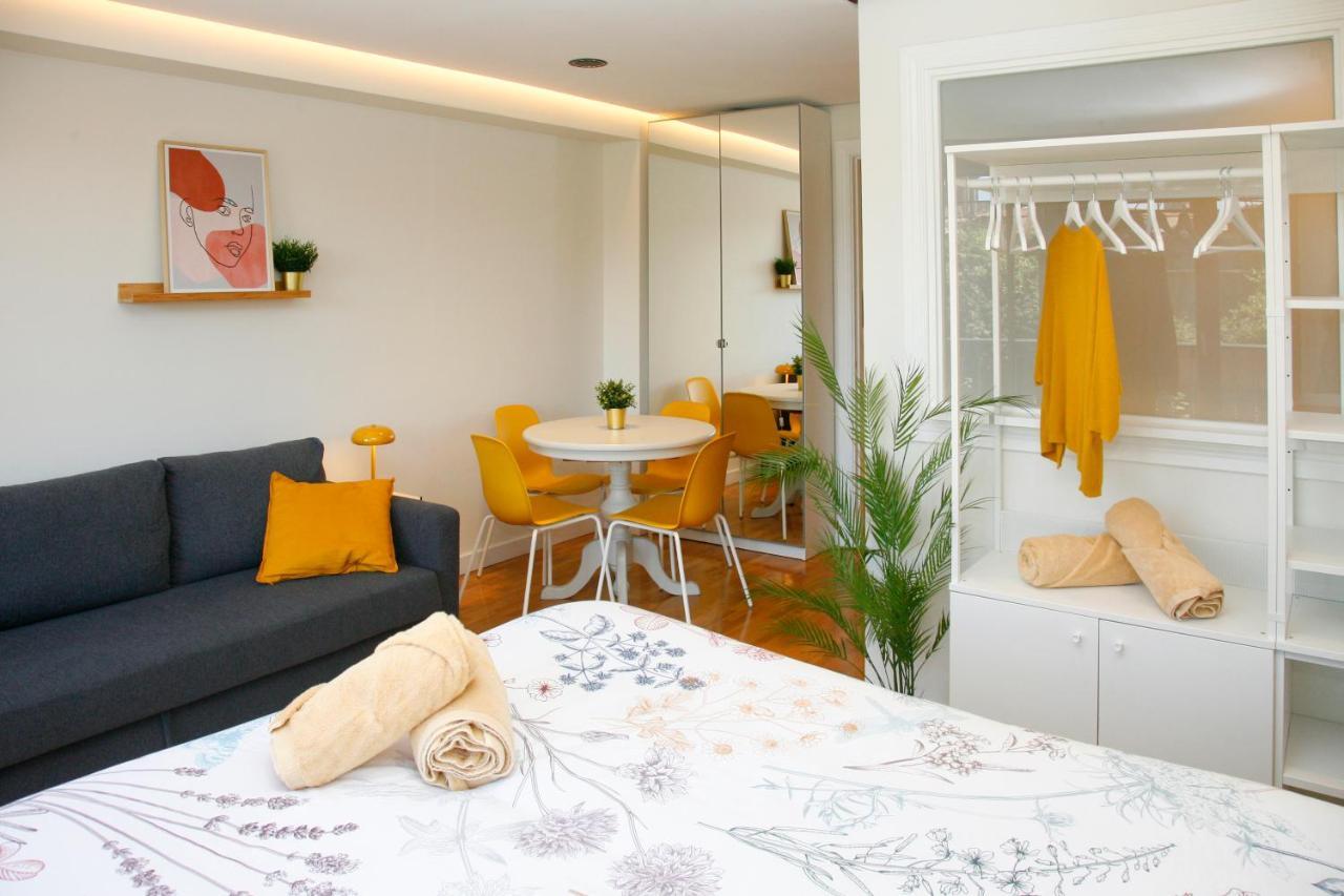 Ferienwohnung Loft " La Fabrica De Gas",Parking Oviédo Exterior foto