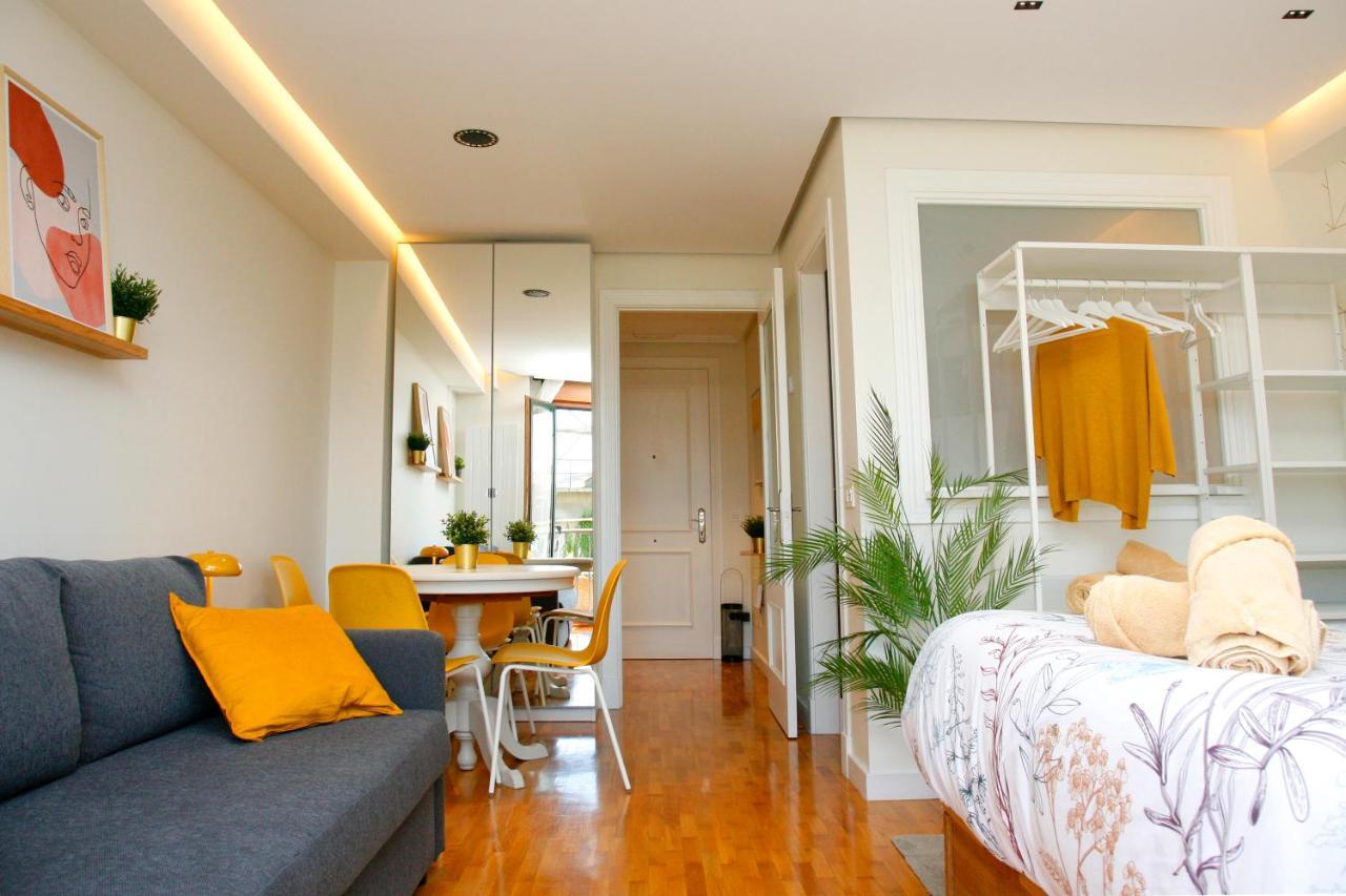 Ferienwohnung Loft " La Fabrica De Gas",Parking Oviédo Exterior foto